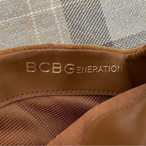 BCBG brand cowboy boots size 6.5women’s - Picture 2 of 5